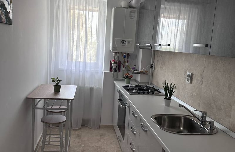 Vermietung einer gemütlichen 2-Zimmer-Wohnung mit separater Küche und Balkon, in Bukarest, Rumänien